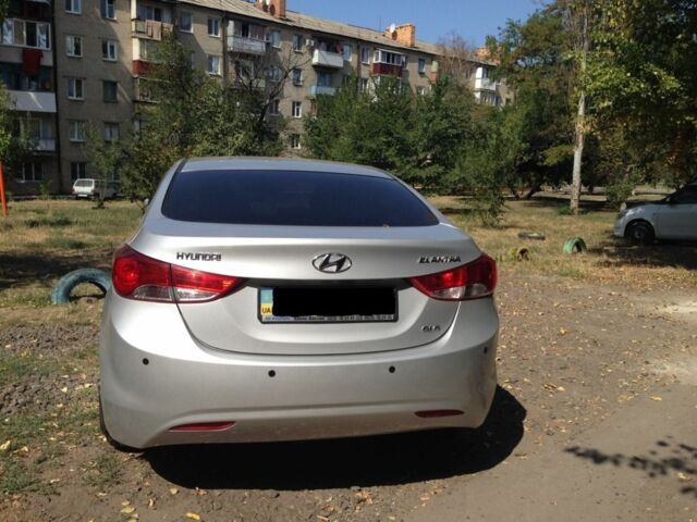 Хендай Элантра 2013 в Киеве на Automoto.ua Серый Хендай Элантра, объемом двигателя 1.8 л и пробегом 223 тыс. км за 9800 $, фото 1 на Automoto.ua