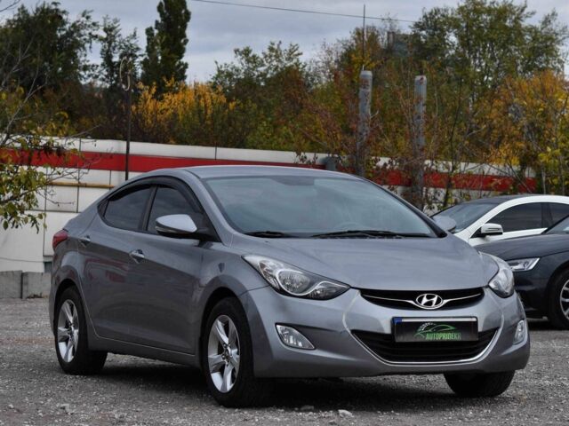 Хендай Элантра 2013 в Кривом Роге на Automoto.ua Серый Хендай Элантра, объемом двигателя 1.6 л и пробегом 118 тыс. км за 9950 $, фото 1 на Automoto.ua