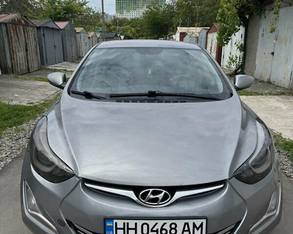 Серый Хендай Элантра, объемом двигателя 1.8 л и пробегом 89 тыс. км за 9200 $, фото 1 на Automoto.ua