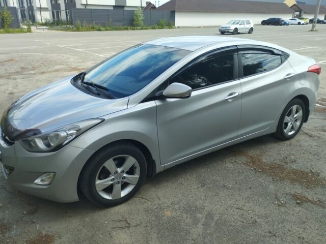 Сірий Хендай Елантра, об'ємом двигуна 1.8 л та пробігом 200 тис. км за 7600 $, фото 1 на Automoto.ua