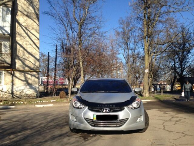 Сірий Хендай Елантра, об'ємом двигуна 1.8 л та пробігом 226 тис. км за 9600 $, фото 1 на Automoto.ua