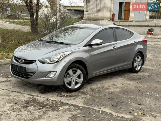 Хендай Елантра 2013 у Дніпро (Дніпропетровську) на Automoto.ua Сірий Хендай Елантра, об'ємом двигуна 1.8 л та пробігом 146 тис. км за 9300 $, фото 1 на Automoto.ua