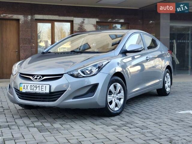Серый Хендай Элантра, объемом двигателя 1.6 л и пробегом 84 тыс. км за 9800 $, фото 1 на Automoto.ua