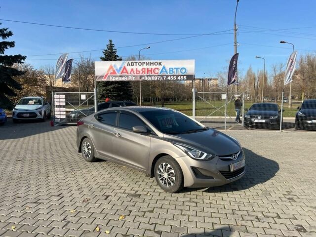 Серый Хендай Элантра, объемом двигателя 1.8 л и пробегом 200 тыс. км за 7999 $, фото 1 на Automoto.ua