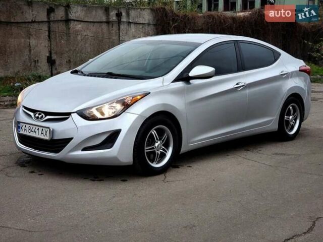 Серый Хендай Элантра, объемом двигателя 1.8 л и пробегом 215 тыс. км за 9500 $, фото 1 на Automoto.ua