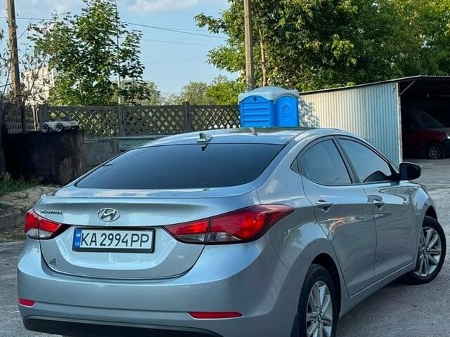 Сірий Хендай Елантра, об'ємом двигуна 1.8 л та пробігом 230 тис. км за 5900 $, фото 1 на Automoto.ua
