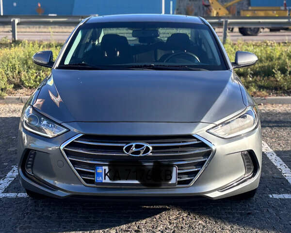 Хендай Элантра 2016 в Киеве на Automoto.ua Серый Хендай Элантра, объемом двигателя 2 л и пробегом 70 тыс. км за 14000 $, фото 1 на Automoto.ua