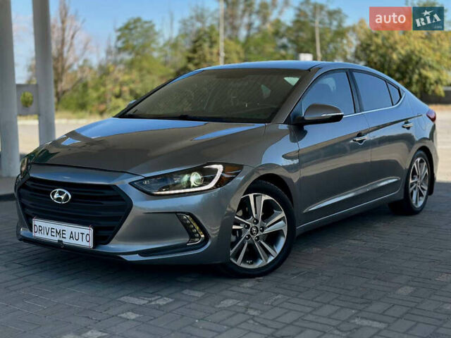 Хендай Элантра 2016 в Днепре (Днепропетровске) на Automoto.ua Серый Хендай Элантра, объемом двигателя 2 л и пробегом 199 тыс. км за 10999 $, фото 1 на Automoto.ua