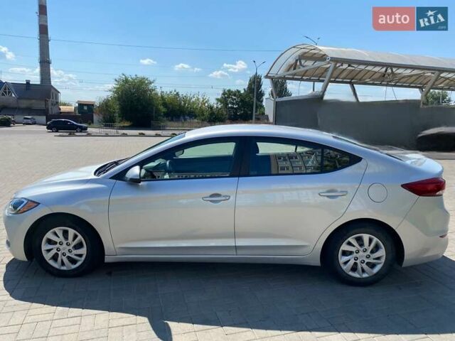 Хендай Элантра 2016 в Днепре (Днепропетровске) на Automoto.ua Серый Хендай Элантра, объемом двигателя 2 л и пробегом 150 тыс. км за 11000 $, фото 1 на Automoto.ua