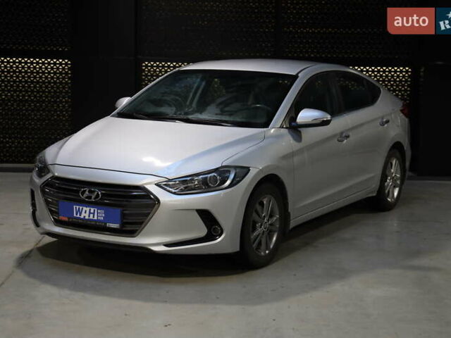 Серый Хендай Элантра, объемом двигателя 1.59 л и пробегом 149 тыс. км за 11600 $, фото 1 на Automoto.ua