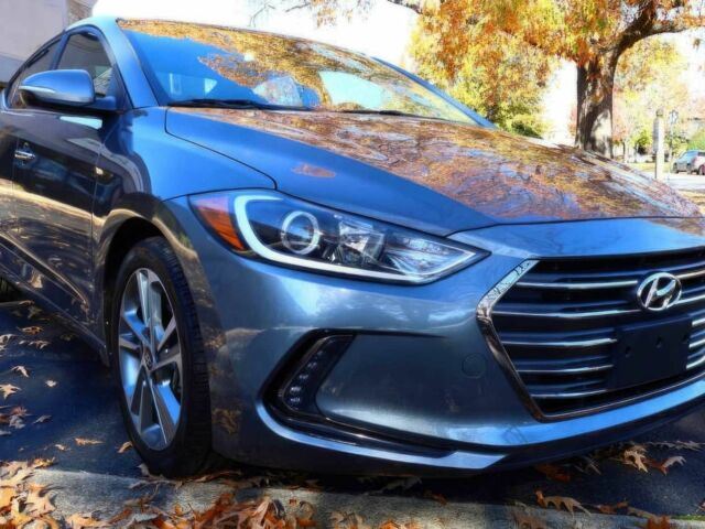 Серый Хендай Элантра, объемом двигателя 2 л и пробегом 54 тыс. км за 6300 $, фото 1 на Automoto.ua