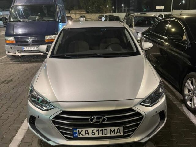 Сірий Хендай Елантра, об'ємом двигуна 2 л та пробігом 125 тис. км за 10500 $, фото 1 на Automoto.ua