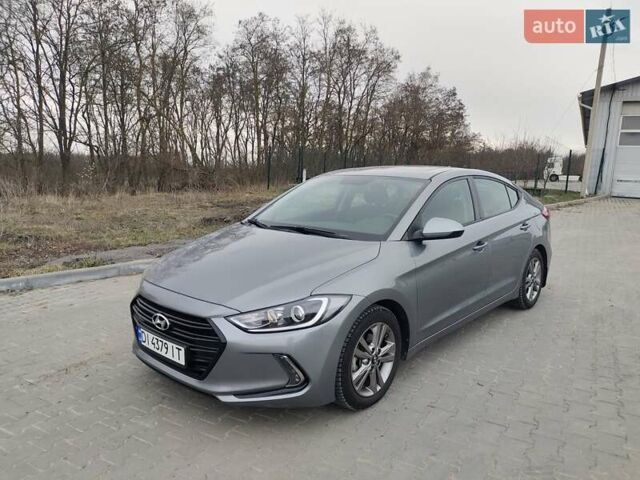 Серый Хендай Элантра, объемом двигателя 2 л и пробегом 86 тыс. км за 11500 $, фото 1 на Automoto.ua