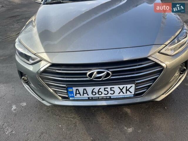 Сірий Хендай Елантра, об'ємом двигуна 1.6 л та пробігом 127 тис. км за 14400 $, фото 1 на Automoto.ua