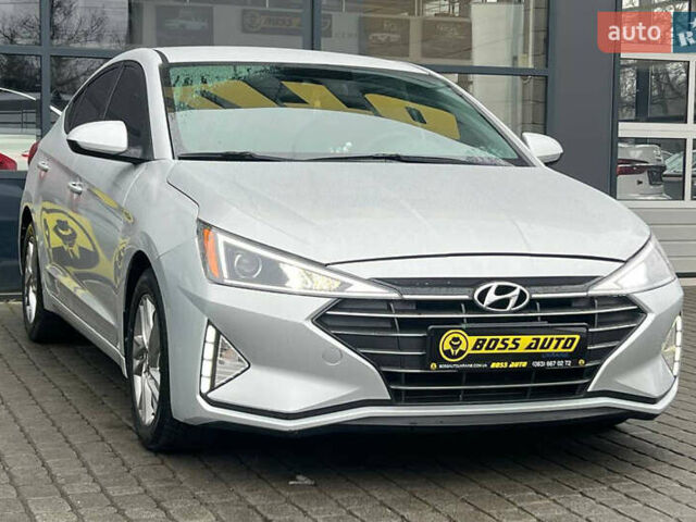 Серый Хендай Элантра, объемом двигателя 2 л и пробегом 62 тыс. км за 14800 $, фото 1 на Automoto.ua