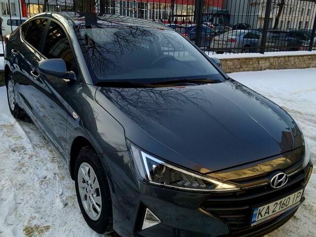 Сірий Хендай Елантра, об'ємом двигуна 1.6 л та пробігом 81 тис. км за 17500 $, фото 1 на Automoto.ua