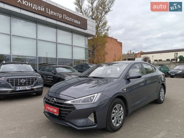 Серый Хендай Элантра, объемом двигателя 1.59 л и пробегом 125 тыс. км за 14100 $, фото 1 на Automoto.ua