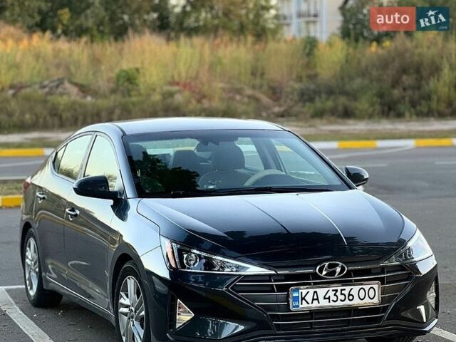 Серый Хендай Элантра, объемом двигателя 2 л и пробегом 137 тыс. км за 14150 $, фото 1 на Automoto.ua