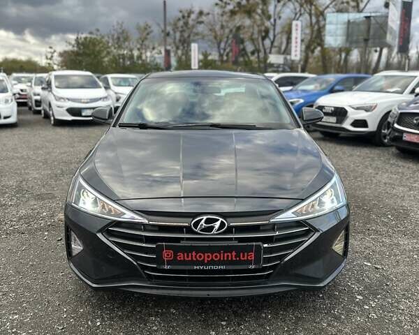 Серый Хендай Элантра, объемом двигателя 2 л и пробегом 66 тыс. км за 14900 $, фото 1 на Automoto.ua
