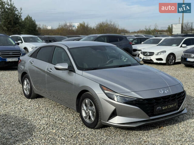 Хендай Элантра 2020 в Ивано-Франковске на Automoto.ua Серый Хендай Элантра, объемом двигателя 2 л и пробегом 113 тыс. км за 15000 $, фото 1 на Automoto.ua