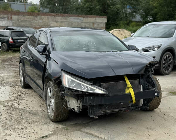 Сірий Хендай Елантра, об'ємом двигуна 2 л та пробігом 123 тис. км за 7500 $, фото 1 на Automoto.ua