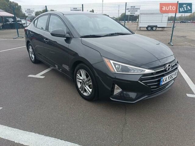 Хендай Элантра 2020 в Киеве на Automoto.ua Серый Хендай Элантра, объемом двигателя 2 л и пробегом 123 тыс. км за 12900 $, фото 1 на Automoto.ua