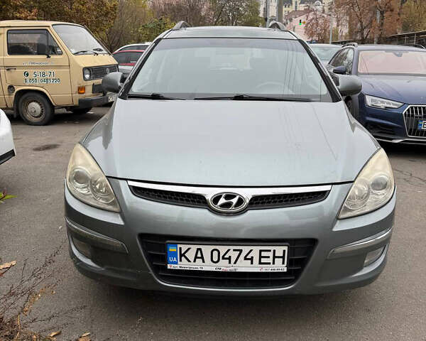 Серый Хендай Элантра, объемом двигателя 2 л и пробегом 213 тыс. км за 6700 $, фото 1 на Automoto.ua