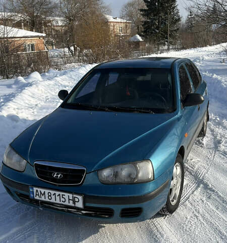 Синий Хендай Элантра, объемом двигателя 2 л и пробегом 400 тыс. км за 2000 $, фото 1 на Automoto.ua