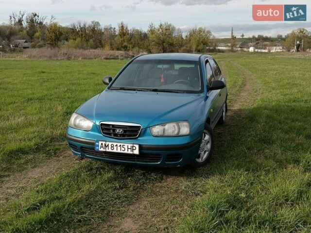 Синий Хендай Элантра, объемом двигателя 2 л и пробегом 320 тыс. км за 2650 $, фото 1 на Automoto.ua