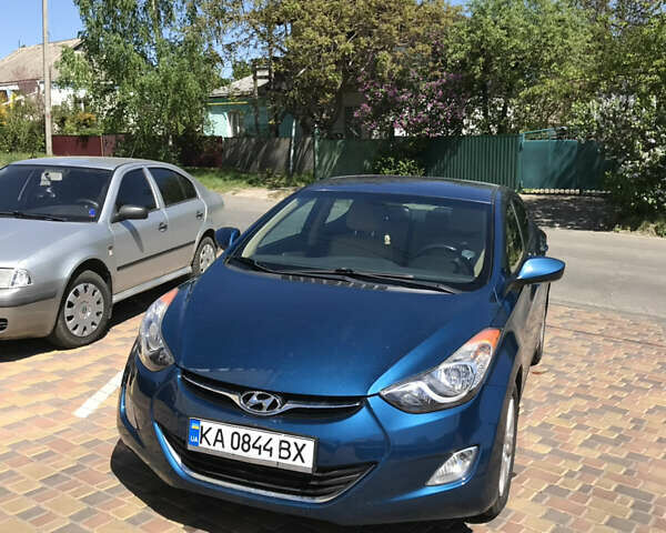 Синій Хендай Елантра, об'ємом двигуна 1.8 л та пробігом 143 тис. км за 8800 $, фото 1 на Automoto.ua