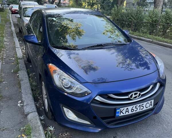 Синий Хендай Элантра, объемом двигателя 1.8 л и пробегом 235 тыс. км за 7500 $, фото 1 на Automoto.ua