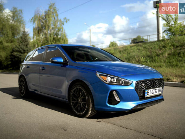 Синий Хендай Элантра, объемом двигателя 1.59 л и пробегом 104 тыс. км за 12500 $, фото 1 на Automoto.ua