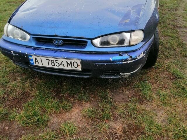 Синий Хендай Элантра, объемом двигателя 1.5 л и пробегом 455 тыс. км за 350 $, фото 1 на Automoto.ua