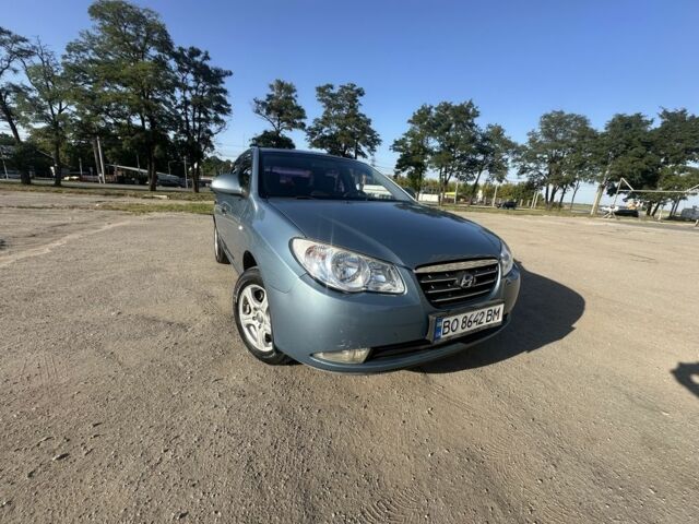 Синій Хендай Елантра, об'ємом двигуна 1.6 л та пробігом 202 тис. км за 4600 $, фото 1 на Automoto.ua