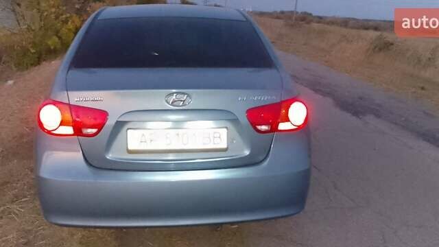 Синій Хендай Елантра, об'ємом двигуна 1.59 л та пробігом 267 тис. км за 6300 $, фото 1 на Automoto.ua