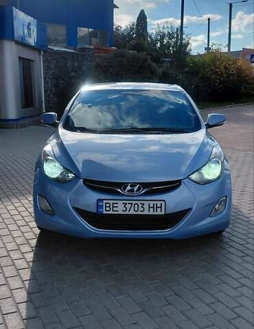 Синий Хендай Элантра, объемом двигателя 1.8 л и пробегом 145 тыс. км за 9700 $, фото 1 на Automoto.ua