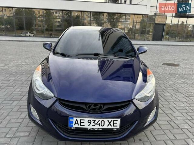 Синий Хендай Элантра, объемом двигателя 1.8 л и пробегом 219 тыс. км за 8700 $, фото 1 на Automoto.ua