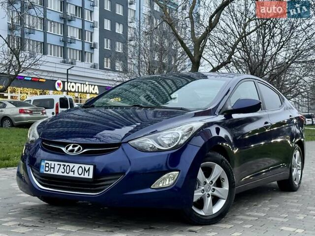 Синий Хендай Элантра, объемом двигателя 1.8 л и пробегом 193 тыс. км за 8900 $, фото 1 на Automoto.ua