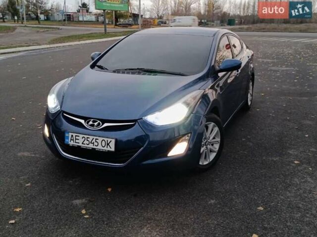 Синий Хендай Элантра, объемом двигателя 1.8 л и пробегом 135 тыс. км за 9500 $, фото 1 на Automoto.ua