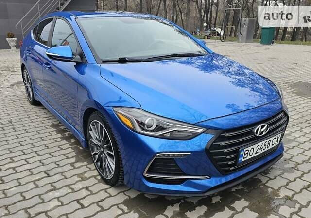 Синій Хендай Елантра, об'ємом двигуна 1.59 л та пробігом 125 тис. км за 10900 $, фото 1 на Automoto.ua