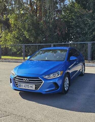 Синий Хендай Элантра, объемом двигателя 2 л и пробегом 196 тыс. км за 11200 $, фото 1 на Automoto.ua