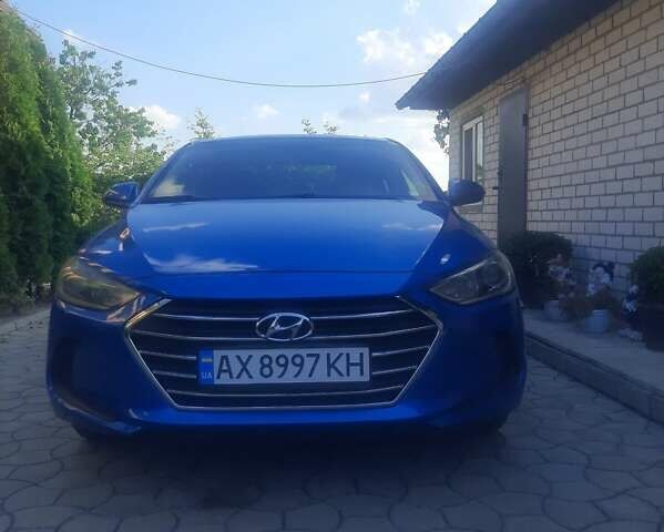 Синий Хендай Элантра, объемом двигателя 2 л и пробегом 189 тыс. км за 10200 $, фото 1 на Automoto.ua