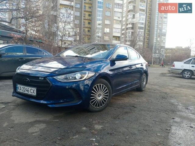 Синій Хендай Елантра, об'ємом двигуна 2 л та пробігом 206 тис. км за 9500 $, фото 1 на Automoto.ua