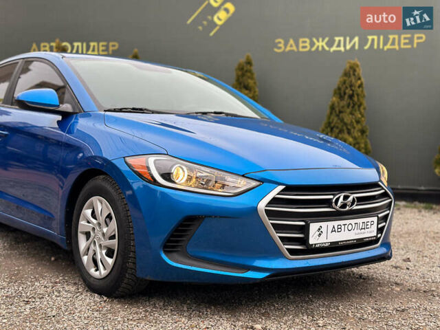 Синий Хендай Элантра, объемом двигателя 2 л и пробегом 129 тыс. км за 9980 $, фото 1 на Automoto.ua