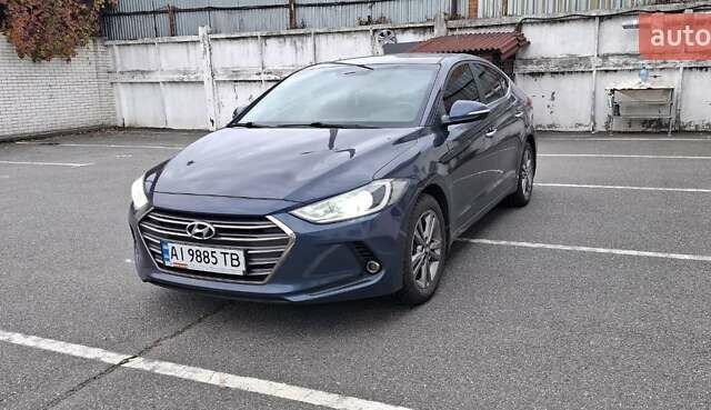 Хендай Элантра 2018 в Киеве на Automoto.ua Синий Хендай Элантра, объемом двигателя 2 л и пробегом 117 тыс. км за 14500 $, фото 1 на Automoto.ua