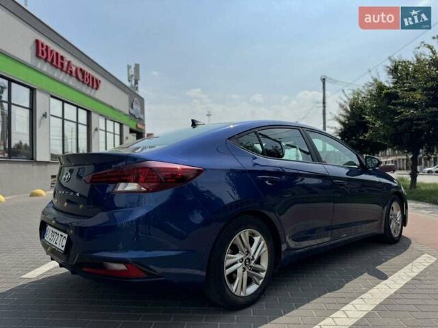 Синий Хендай Элантра, объемом двигателя 2 л и пробегом 150 тыс. км за 12900 $, фото 1 на Automoto.ua