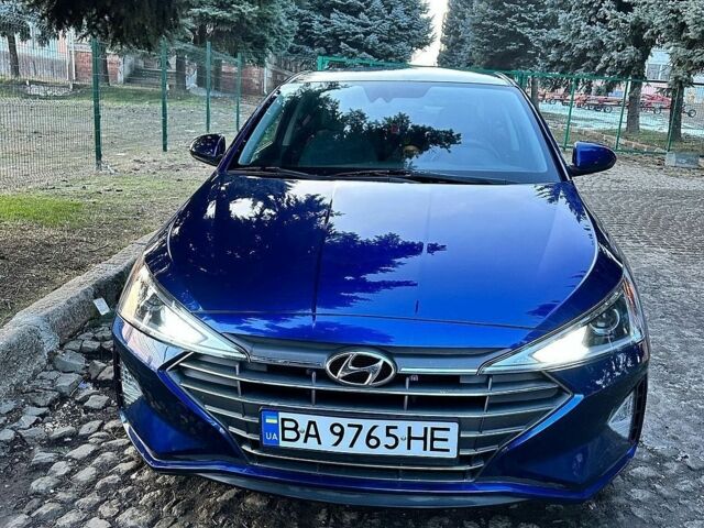 Синий Хендай Элантра, объемом двигателя 2 л и пробегом 140 тыс. км за 12500 $, фото 1 на Automoto.ua