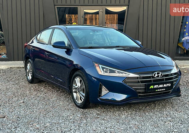 Синий Хендай Элантра, объемом двигателя 2 л и пробегом 75 тыс. км за 14800 $, фото 1 на Automoto.ua