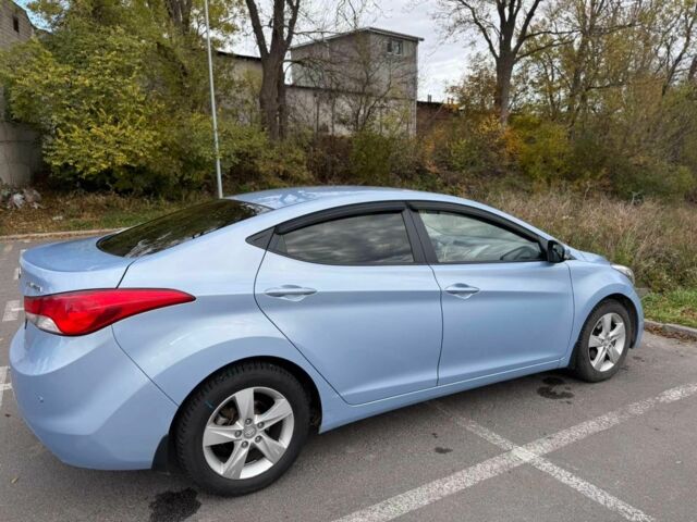 Синий Хендай Элантра, объемом двигателя 1.8 л и пробегом 187 тыс. км за 9950 $, фото 1 на Automoto.ua