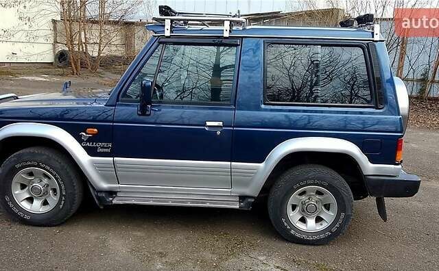 Синий Хендай Галлопер, объемом двигателя 3 л и пробегом 165 тыс. км за 6700 $, фото 1 на Automoto.ua